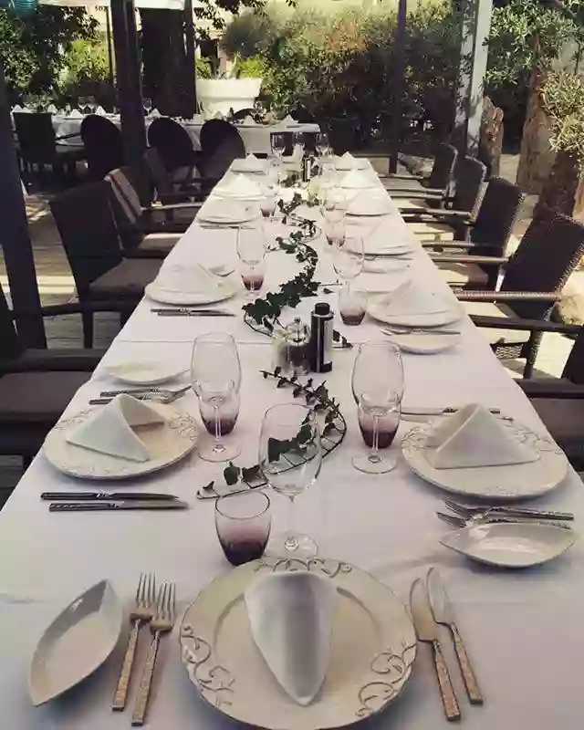 Repas de Groupe - La Table d'Yvan - Restaurant Saint-Remy-de-Provence - Restaurant Saint Remy de Provence